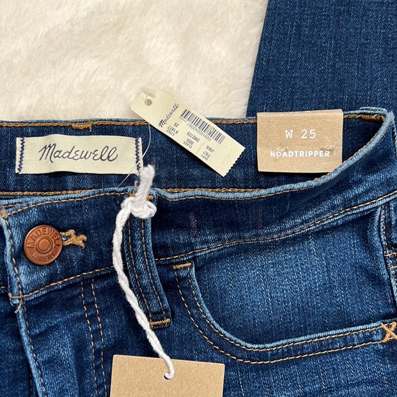 Madewell Roadtripper Jeans - Picture 2 of 7